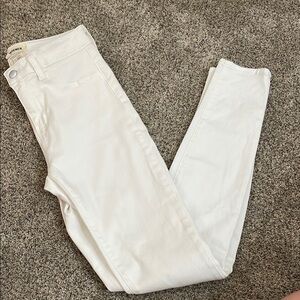 L’agence white skinny leg pant size 26